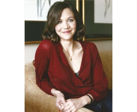Maggie Gyllenhaal signed 10 x 8 colour Photoshoot Portrait Photo, from in person collection autographed at Dark Knight London