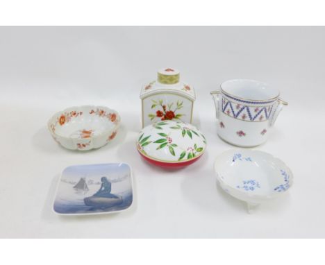 Mixed lot of porcelain to include Vista Alegre caddy and dish etc, (a lot) 