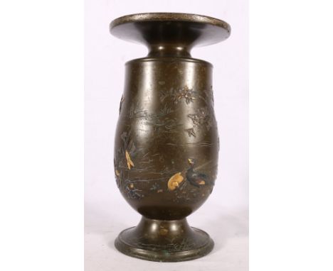 Nice quality 19th Japanese bronze vase with wide flaring rim and foot, the bulbous central body with incised decoration of wa