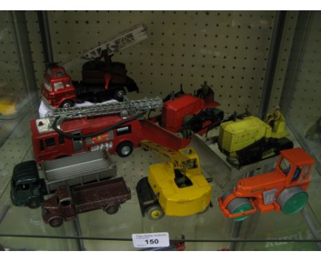 COLLECTION OF OLD DINKY DIE CAST 