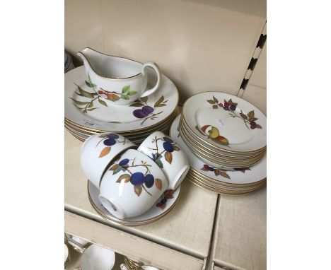 Royal Worcester Evesham Gold dinnerware - appx 23 pieces 