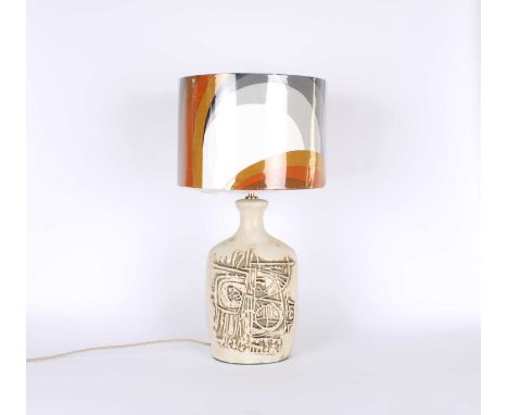 Peter Ellery for Tremaen Pottery, Newlyn "Mayon" Table Lamp with Patterned Fabric Shade Circa 1970s, bayonet fixture, cream g