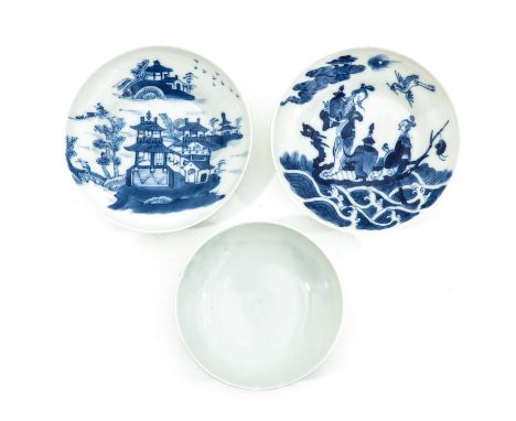 Including 2 small plates and 1 cover, depicting Chinese figures and pagodas, saucers are 13 cm. in diameter, in diverse condi