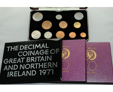 Elizabeth II 1968 specimen set, First and Second Issue 11 coin set, half crown-halfpenny all UNC and in original case of issu