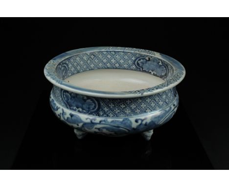 Age: Ming, 17th century Description: A large and imposing Chinese underglaze blue and white porcelain censer. Standing on thr