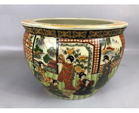 Decorative Chinese Ceramic Fish bowl (Jardiniere) decorated with colourful scenes of Japanese Geishas and flowers, the inside