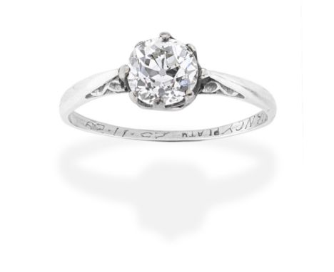 DIAMOND SINGLE-STONE RINGSet with an old brilliant-cut diamond, diamond approx. 1.05cts, ring size approx. KFor further infor