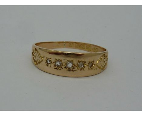 A 15ct gold and diamond five stone ring, Chester 1892, weight 2.8g, size R