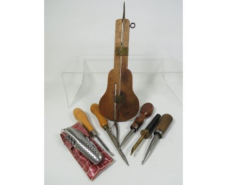 Interesting selection of Leather or Rug makers tools. See photos.