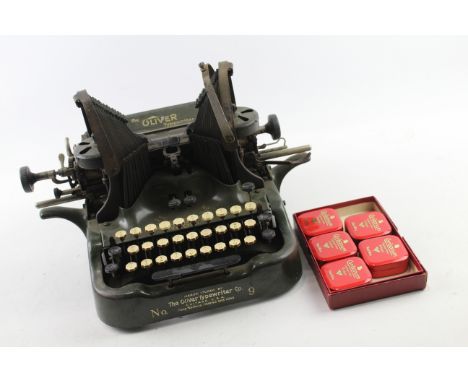 Antique 1912 Oliver No 9 Typewriter w/ Ribbons Untested 638224