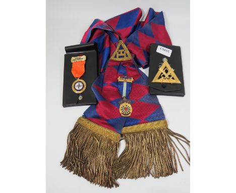Selection of Grimsby Masonic medals and Masonic Sash. See photos. 