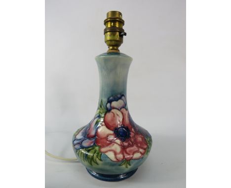 Moorcroft Anemone table lamp, 10" tall.