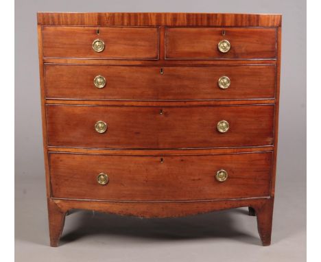 A Regency mahogany bow front chest of drawers. Height 102.5cm, Width 99.5cm, Depth 50.5cm.  