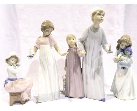 Five Nao figurines tallest H: 29 cm. No cracks, chips or visible restoration. P&amp;P Group 3 (£25+VAT for the first lot and 