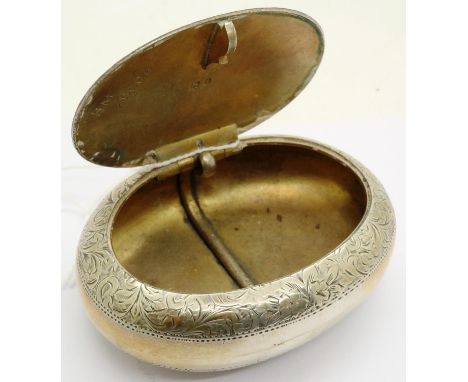 Sterling silver snuff box inscribed EPJ to front, 60g. P&amp;P Group 1 (£14+VAT for the first lot and £1+VAT for subsequent l