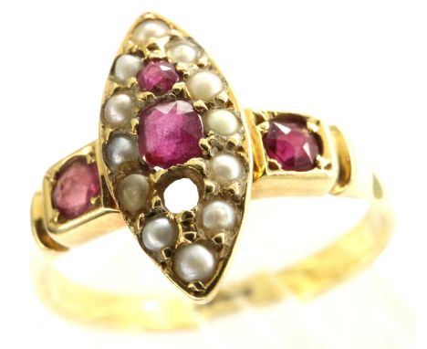 18ct gold ruby and seed pearl ring, one stone missing, size N/O, 2.8g. P&amp;P Group 1 (£14+VAT for the first lot and £1+VAT 