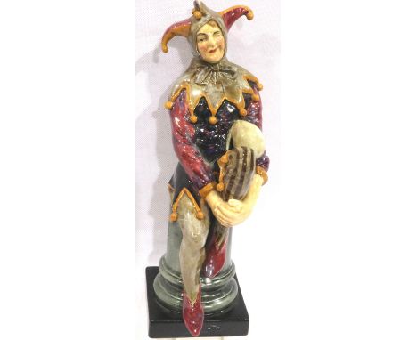Royal Doulton Jester, HN 1702, H: 27 cm. No cracks, chips or visible restoration. P&amp;P Group 2 (£18+VAT for the first lot 
