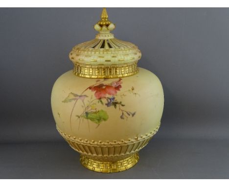 A LARGE ROYAL WORCESTER HAND PAINTED BLUSH IVORY POT POURRI JAR &amp; COVER, reticulated crown cap cover (finial re-glued), o