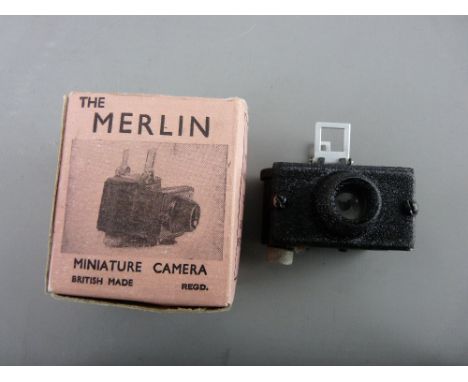 A MERLIN 20mm ROLL FILM MINIATURE CAMERA (mint condition, in its original box)