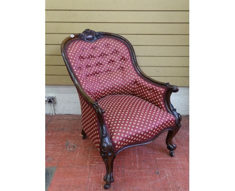 A GOOD VICTORIAN CARVED MAHOGANY SPOONBACK SALON ARMCHAIR, button back re-upholstered in classical pattern material, the back