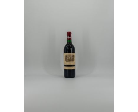 Name: LafiteVintage: 1989Klassifizierung: 1er Grand Cru ClasseAnzahl der Flaschen: 1Flaschengröße: Flasche (0,75l)Geographisc