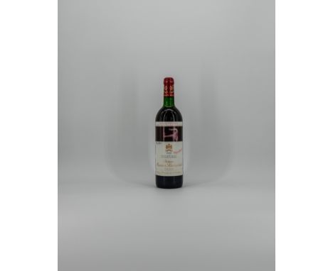 Name: MoutonVintage: 1990Klassifizierung: 1er Grand Cru ClasseAnzahl der Flaschen: 1Flaschengröße: Flasche (0,75l)Geographisc