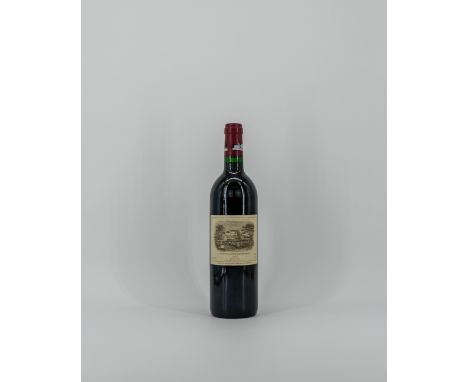 "Name: LafiteVintage: 1995Klassifizierung: 1er Grand Cru ClasseAnzahl der Flaschen: 1Flaschengröße: Flasche (0,75l)Geographis