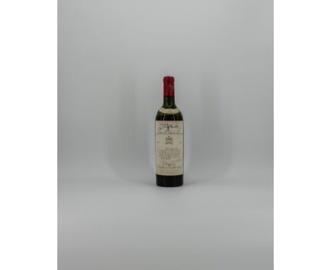 Name: MoutonVintage: 1962Klassifizierung: 1er Grand Cru ClasseAnzahl der Flaschen: 1Flaschengröße: Flasche (0,75l)Geographisc