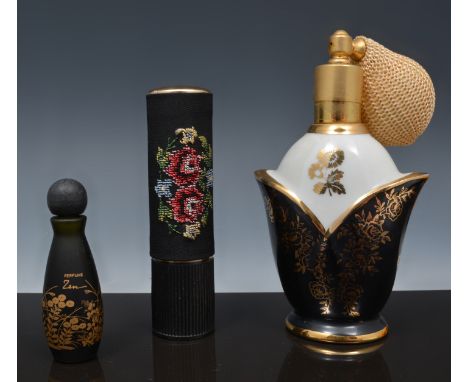 Collection of novelty scent bottles, atomisers and other items, wood, ceramic, glass etc, some boxed.