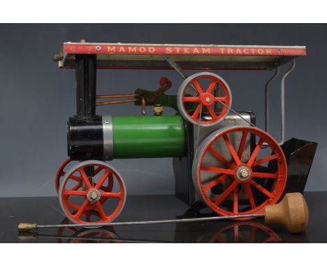 Mamod steam traction engine.