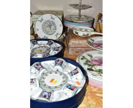 A GROUP OF BOXED CERAMIC ITEMS, comprising  a Kew Royal Botanic Gardens 'Redouté Classic' two tier cake stand, a similar mode