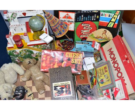 TWO BOXES OF VINTAGE TOYS AND BOARD GAMES AND A WOODEN FORT, including J &amp; L Randall Ltd 'Colour Bingo', Monopoly, Merit 