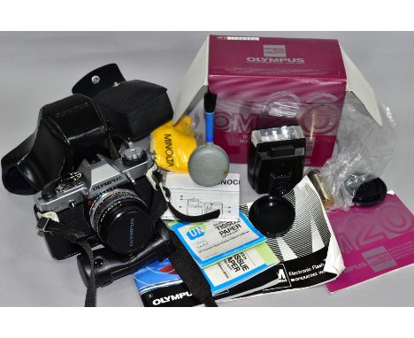 AN OLYMPUS OM20 CAMERA, fitted with a Zuiko 50mm f1.8 lens, together with an Olympus T20 flashgun, camera case and box etc, l