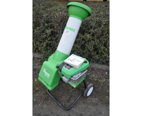 A VIKING GB370 PETROL GARDEN SHREDDER with a Briggs and Stratton 825 Pro 190cc engine (engine pulls freely but hasn't been st