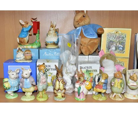 A GROUP OF BEATRIX POTTER AND BRAMBLY HEDGE BOXED CERAMIC FIGURES ETC, comprising Beswick Little Pig Robinson, Pigling Bland,