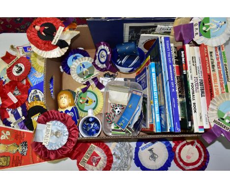 A COLLECTION OF FOOTBAL BOOKS AND MEMORABILIA, to include World Cup 1966 Souvenir of Birmingham booklet, quantity of 1960's r