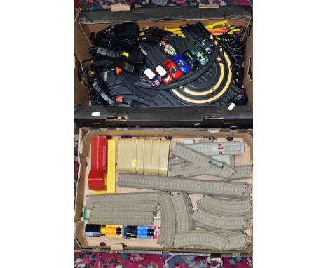 A QUANTITY OF UNBOXED AND ASSORTED HORNBY MICRO SCALEXTRIC, to include assorted cars, track, controllers and transformer, wit