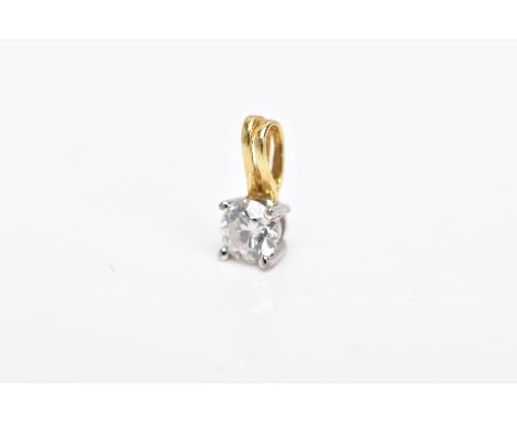 AN 18CT GOLD, DIAMOND PENDANT, designed with a claw set, round brilliant cut diamond, stamped diamond weight 0.25cts, colour 
