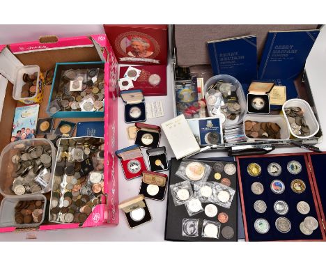 A SAMSONITE BRIEFCASE OF COINS AND COMMEMORATIVES, to include a Queen Elizabeth 50th Anniversary 9ct Gold Medal boxed, hallma