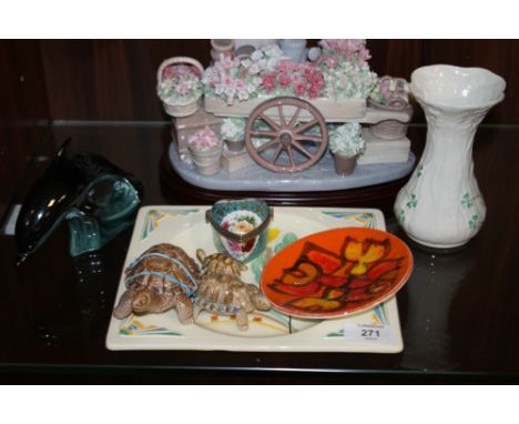 A COLLECTION OF CERAMICS TO INCLUDE AN ART DECO DISH, POOLE PIN DISH, BELLEEK ETC (8)