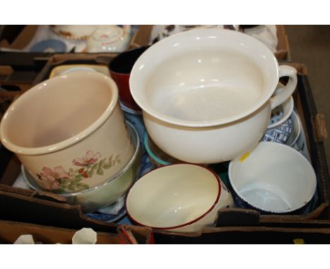 A TRAY OF CERAMIC PLANT POTS ETC