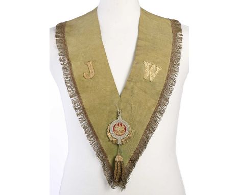AN ANCIENT ORDER OF FORESTERS COLLAR BY GEORGE TUTHILL, LATE 19TH CENTURY comprising a green neck sash with gold tasselled ed