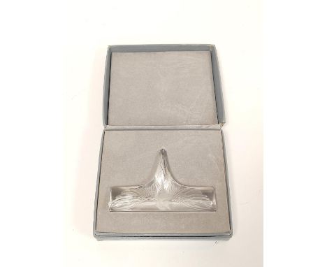 Rene Lalique (France) Frosted glass knife rest, signed Lalique R France, 7cm, in fitted original box. 