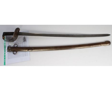 Sword: A good 1882 Pattern British Cavalry troopers sword. Blade 33.5 with makers initials 'EFD' (Enfield) Top of blade dated