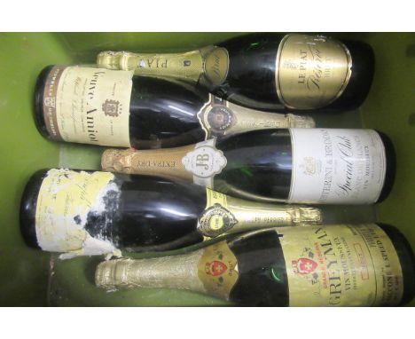 Five bottles of sparkling wine, comprising 1 Veuve Amiot demi sec champagne, 1 Justerini & Brook Special Club blanc de blancs