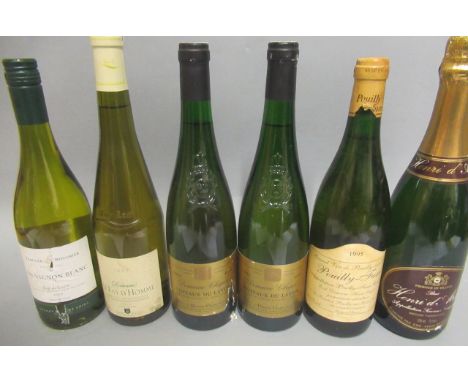 6 bottles of Loire wine, comprising 1 Henri d'Alran sparkling wine, 1 1995 Pouilly-Fume, Earl Domaine Herve-Seguin, 2 1993 Co