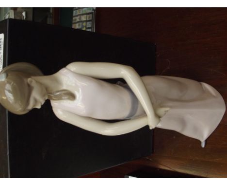 Large Lladro figure of a lady