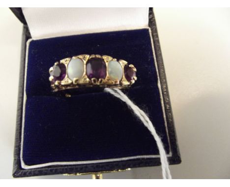 9ct gold amethyst and opal ring
