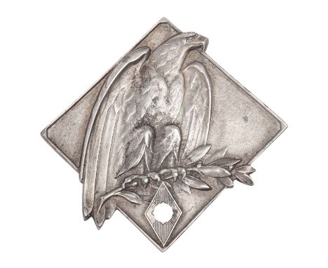 Deutsches Reich 1933-1945 - Klippenförmige versilberte Prämienmedaille o.J., unsigniert. Reichsadler mit Lorbeerzweig und dar