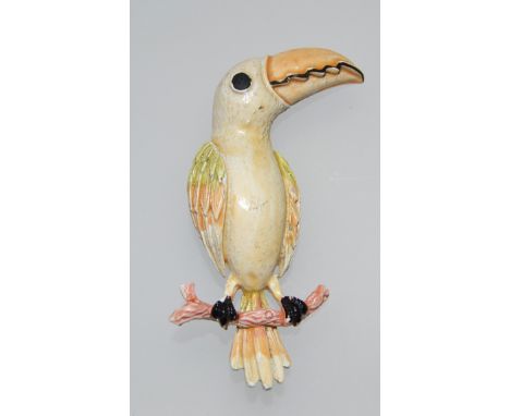 A large 1970s metal and enamel Toucan brooch. Measures 6.5cms.